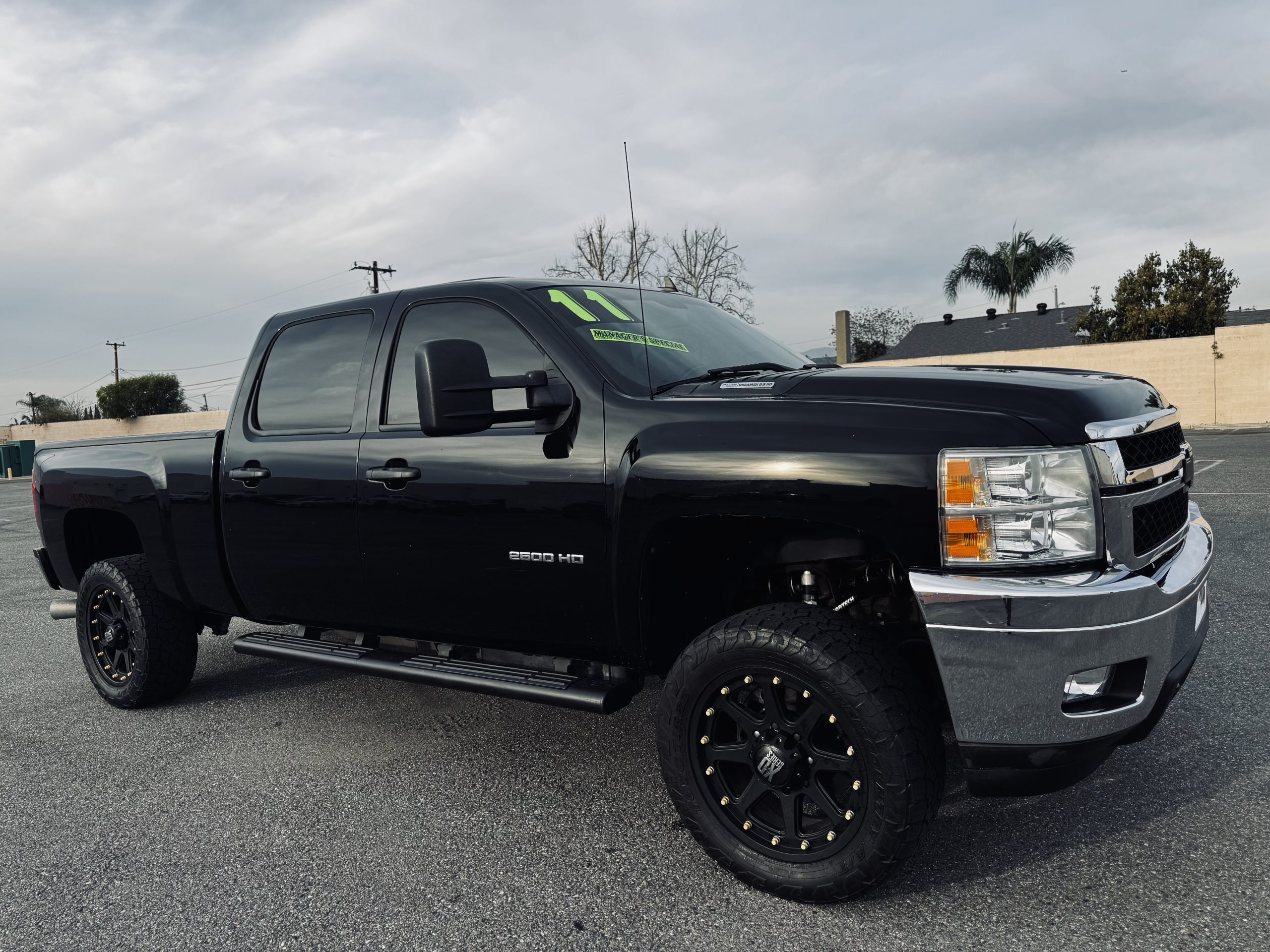 2011 Chevy Silverado 2500HD 6.6L 4WD*