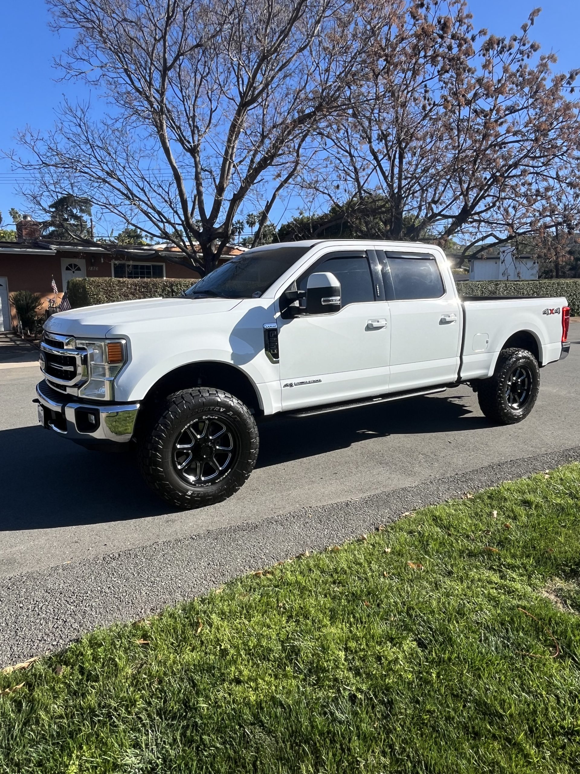 2022 FORD F250 LARIAT 4X4 CREW CAB DIESEL*