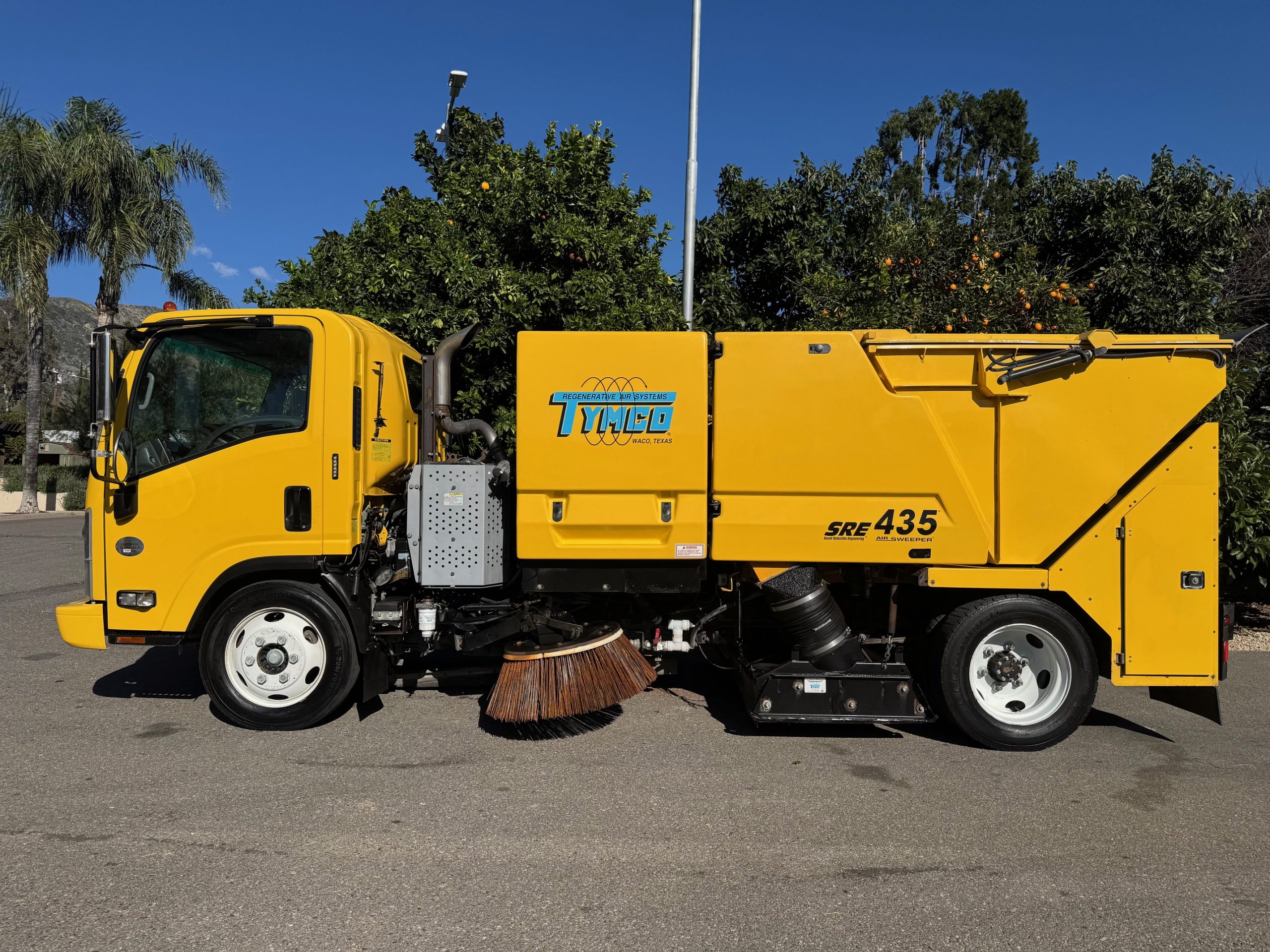 2016 Tymco 435 Street Sweeper*