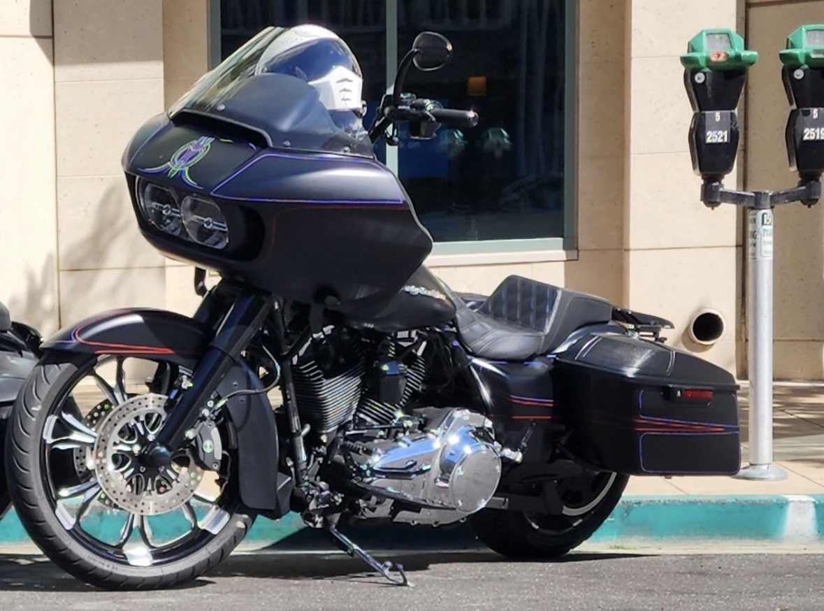 2015 HD Road Glide Special*